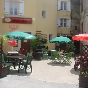  Hotel Le Coq En Pate